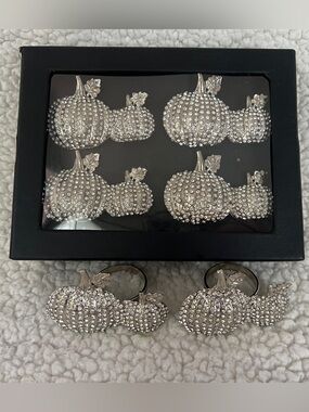 Tahari Home Napkin Rings Silver Rhinestones Halloween Thanksgiving Set of 6